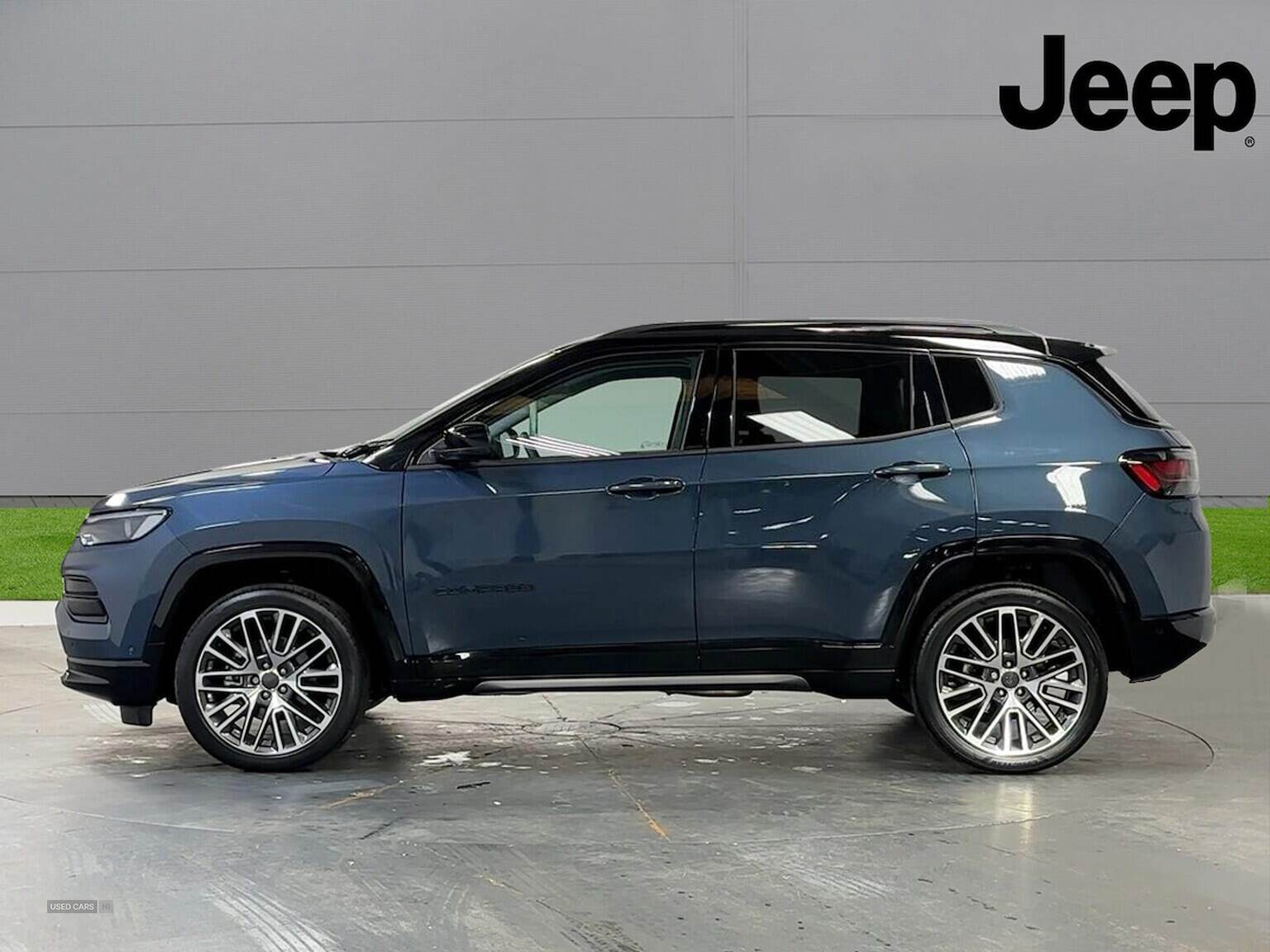 2025 Jeep Compass 1.5 T4 E-Torque Hybrid Summit 5Dr Dct