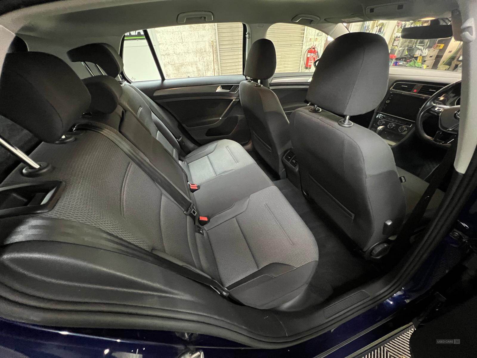 Nov 2017 Volkswagen Golf 1.6 TDI SE [Nav] 5dr DSG