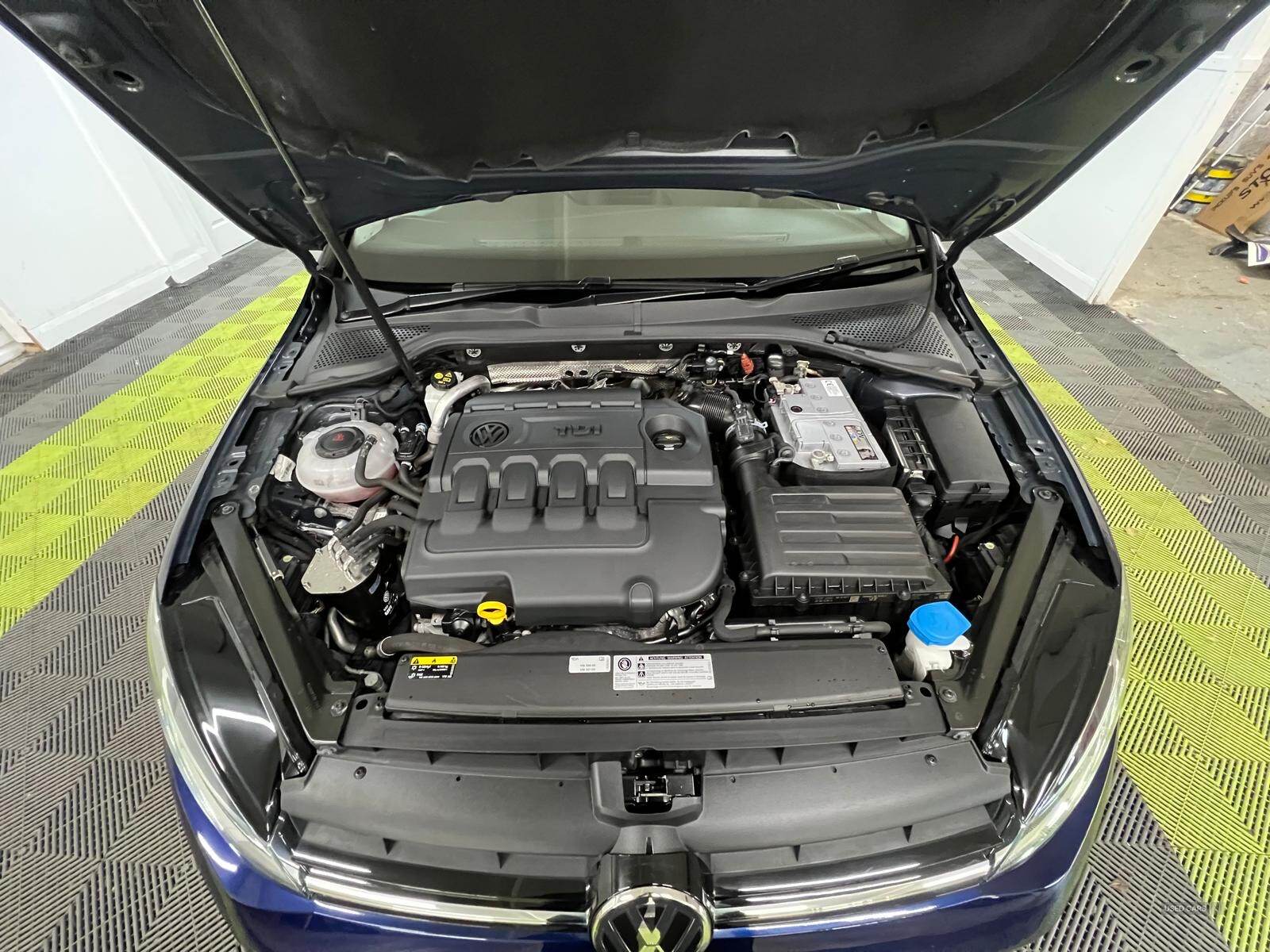 Nov 2017 Volkswagen Golf 1.6 TDI SE [Nav] 5dr DSG