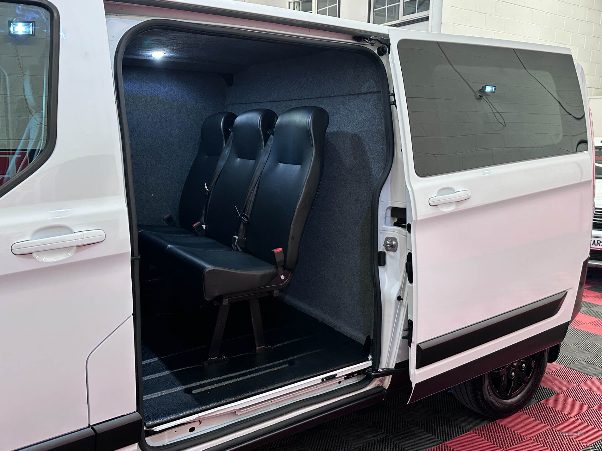 Feb 2022 Ford Transit Custom 2.0 EcoBlue 170ps Low Roof Trail Van