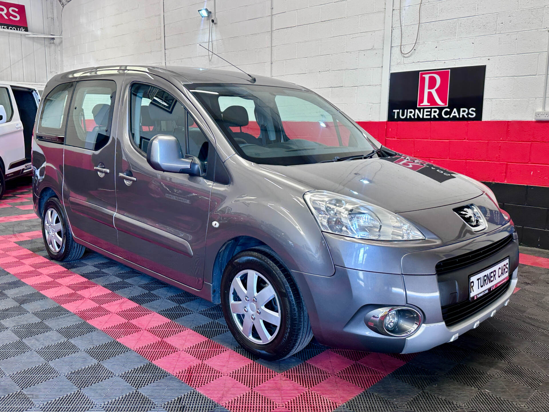 Mar 2012 Peugeot Partner Tepee 1.6 HDi 92 S 5dr