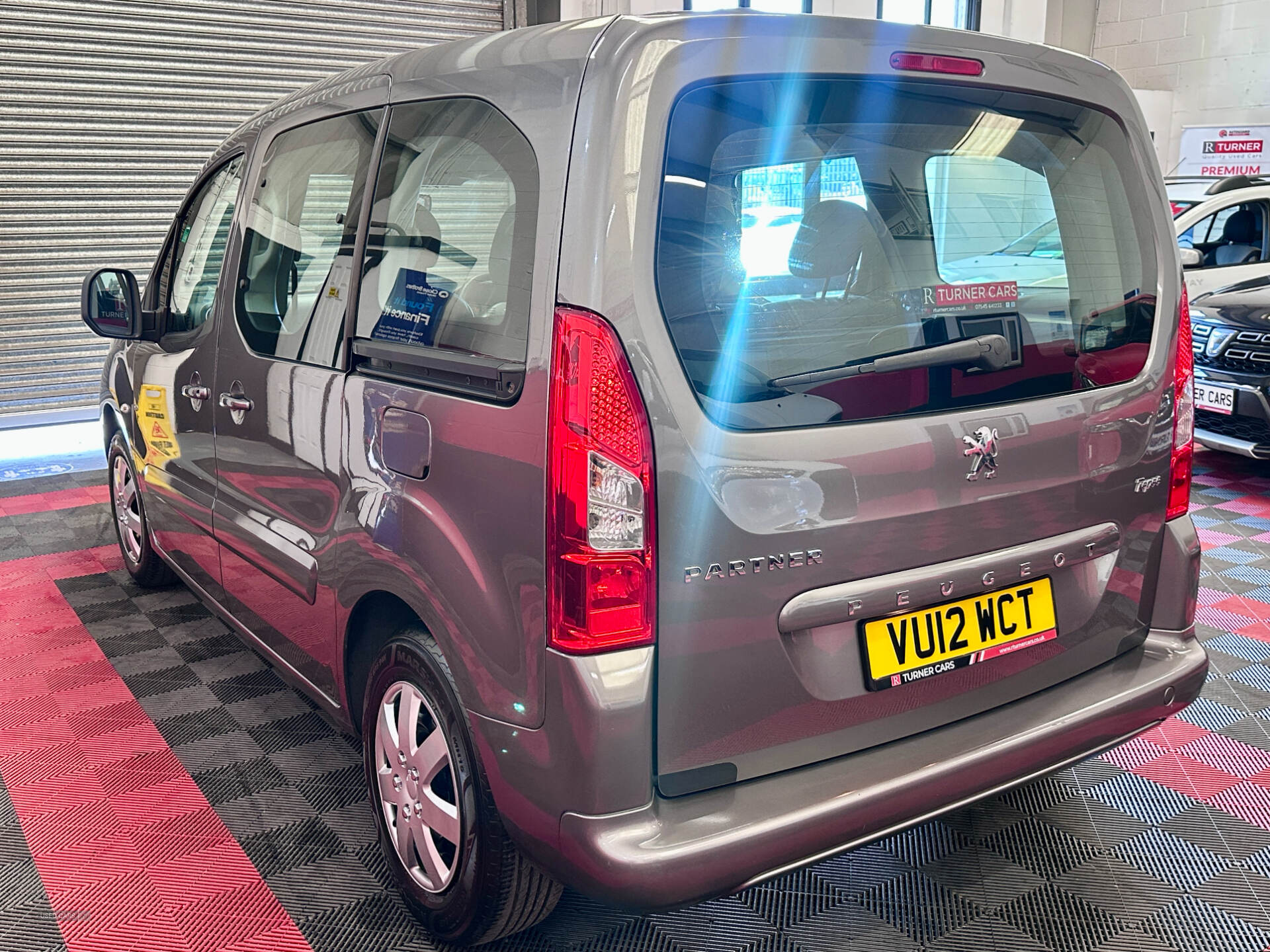 Mar 2012 Peugeot Partner Tepee 1.6 HDi 92 S 5dr