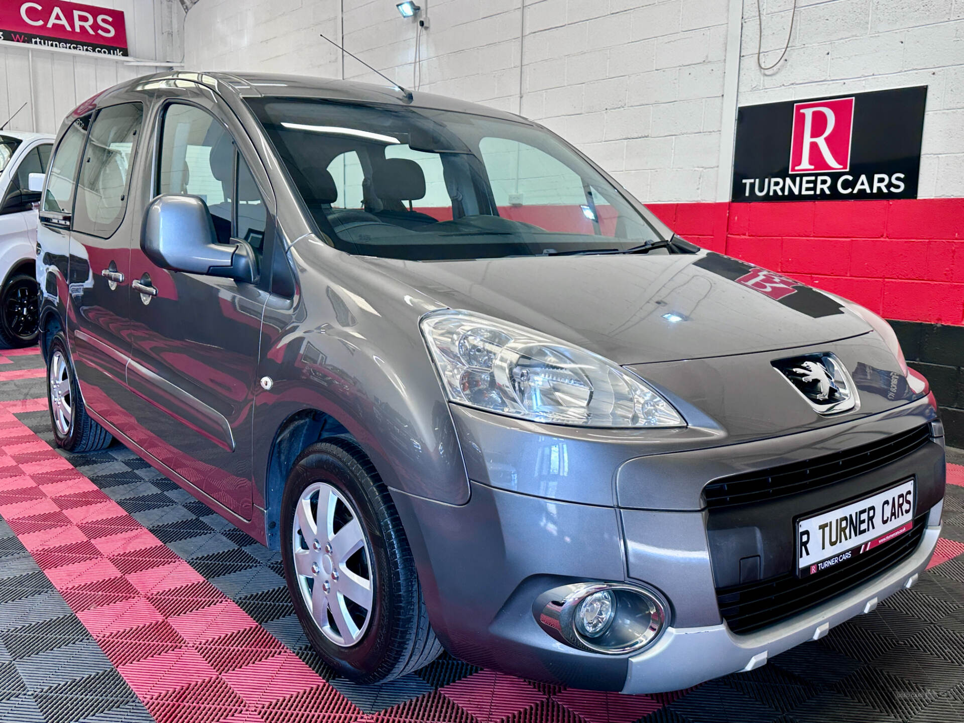 Mar 2012 Peugeot Partner Tepee 1.6 HDi 92 S 5dr