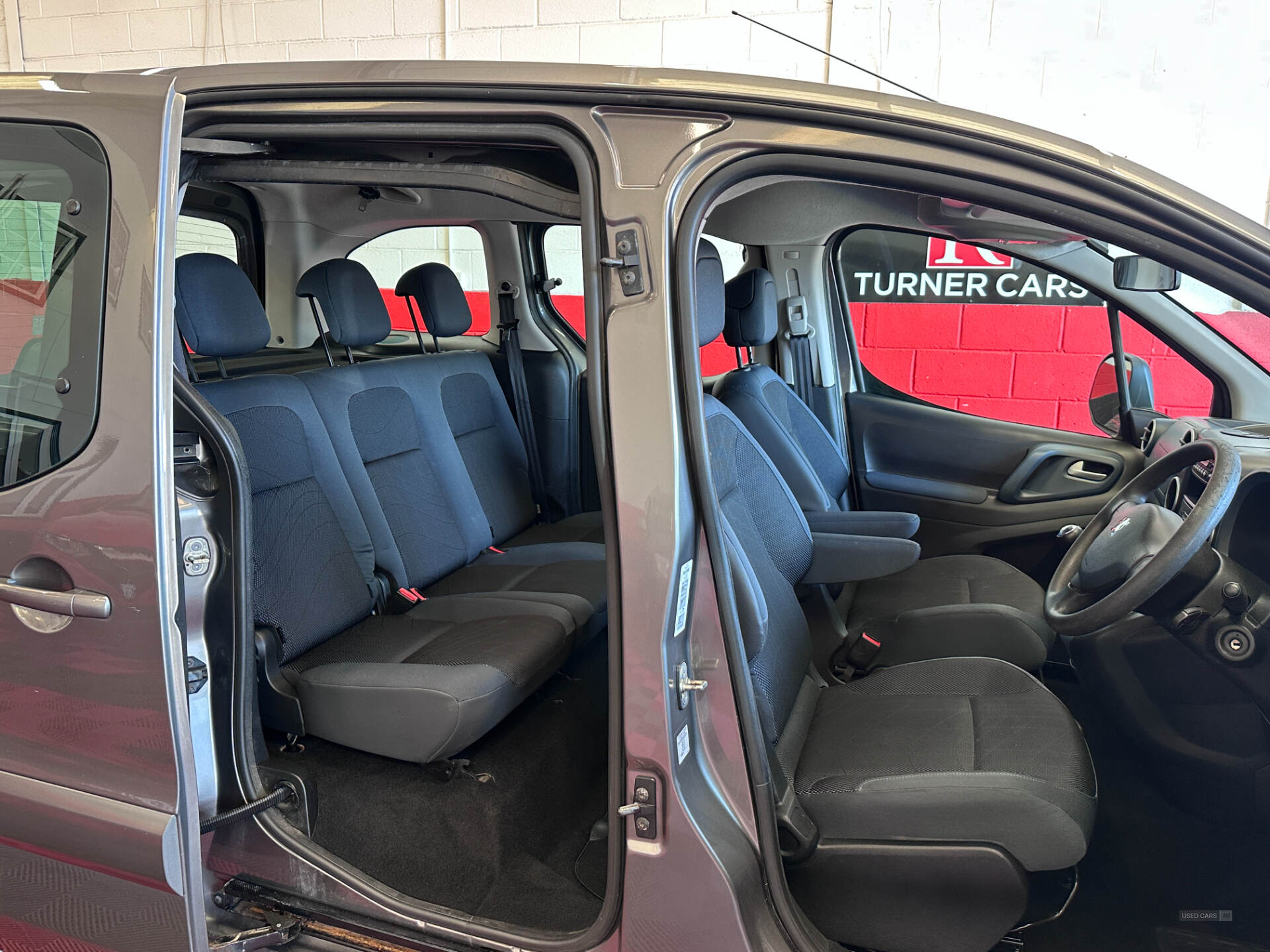 Mar 2012 Peugeot Partner Tepee 1.6 HDi 92 S 5dr