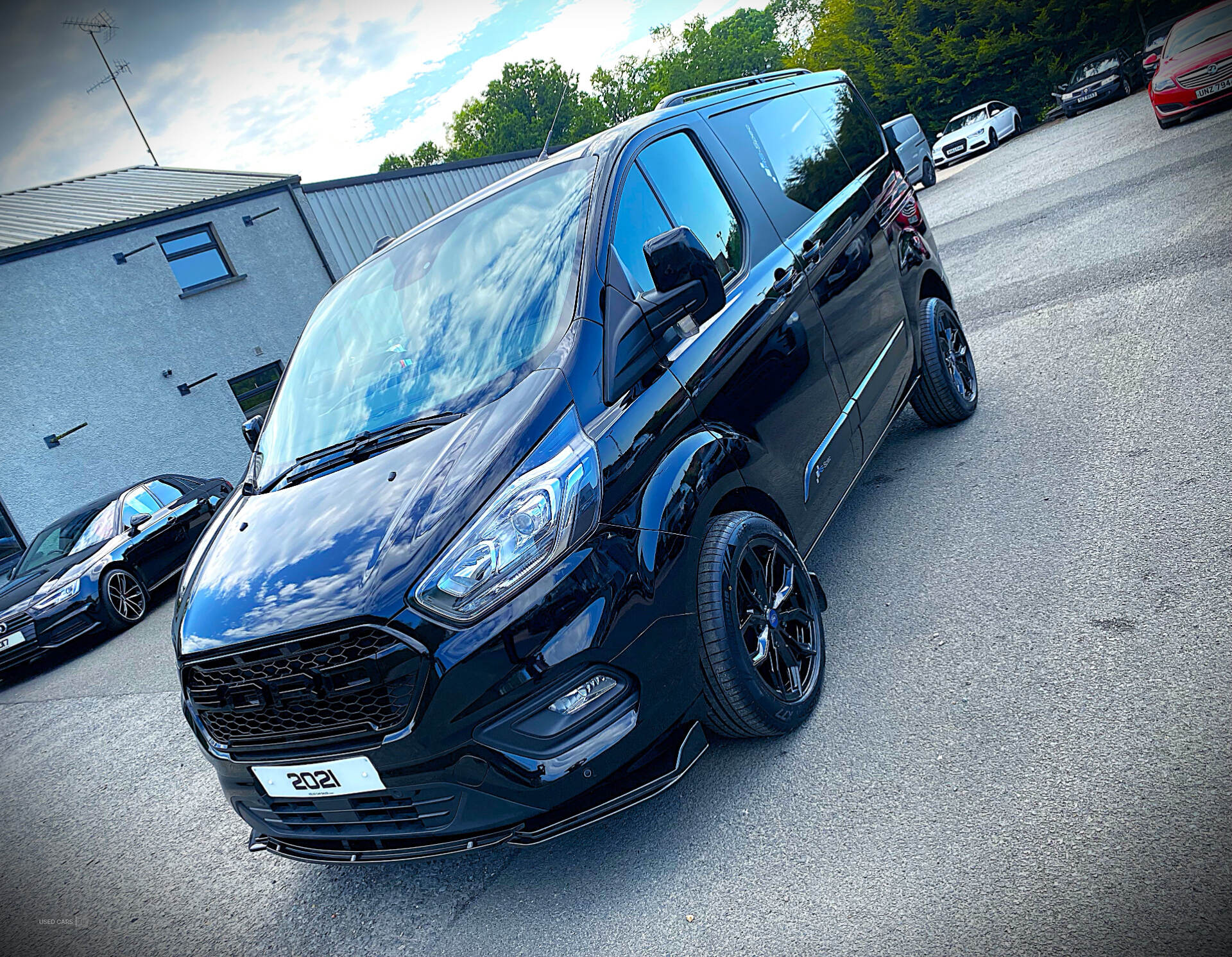 Jun 2021 Ford Transit Custom 2.0 EcoBlue 130ps Low Roof Limited Van Auto