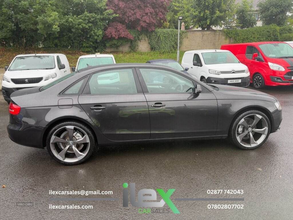 Oct 2013 Audi A4 2.0 TDI 150 SE Technik 4dr Multitronic