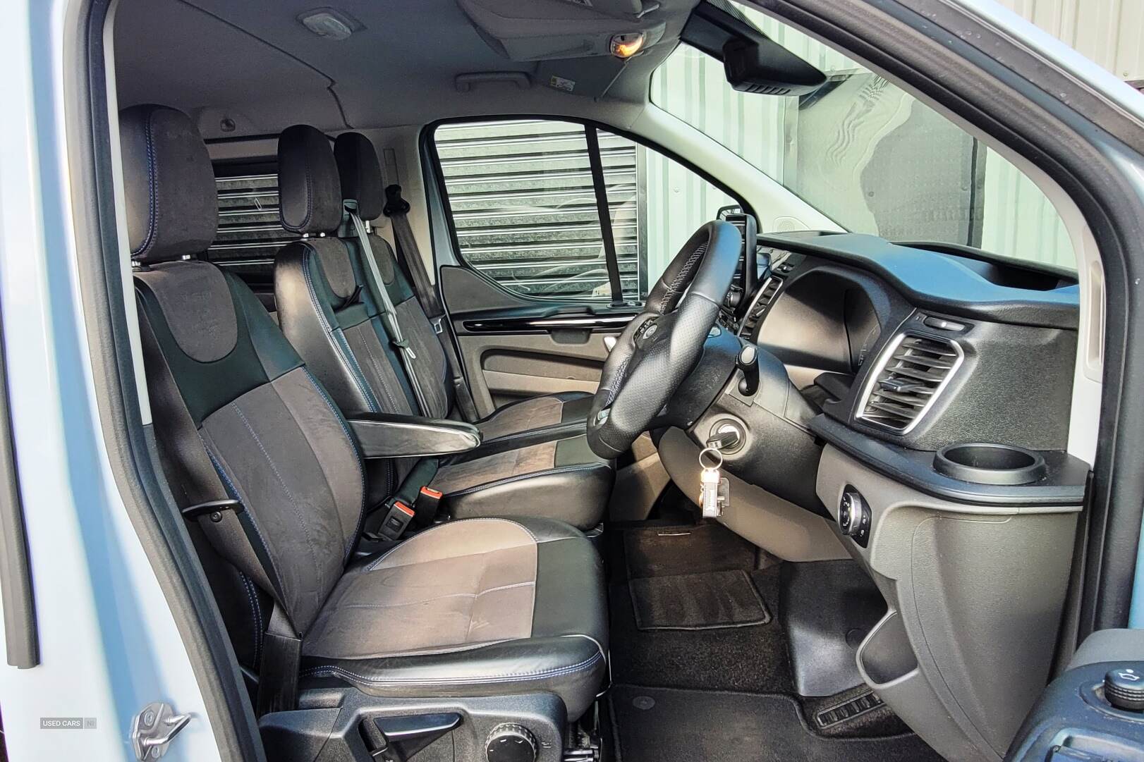 Feb 2022 Ford Transit Custom 2.0 EcoBlue 185ps Low Roof D/Cab Limited Van Auto
