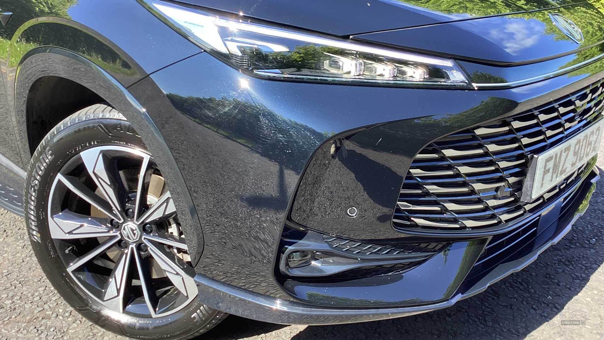 Oct 2024 MG HS 1.5 T-GDI PHEV Trophy 5dr Auto
