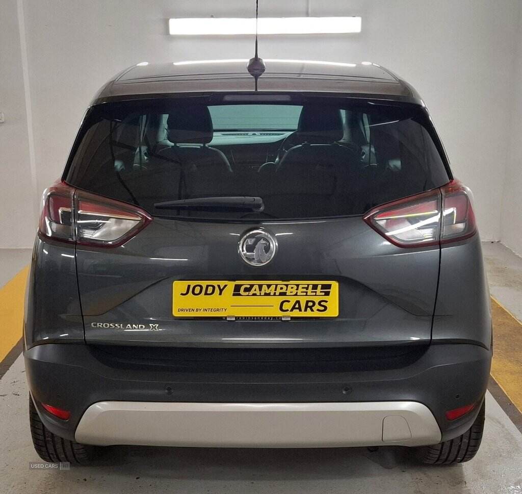 Apr 2018 Vauxhall Crossland X 1.2 Elite 5dr
