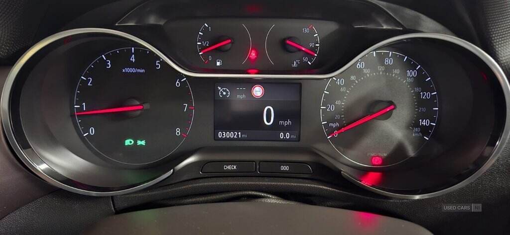Apr 2018 Vauxhall Crossland X 1.2 Elite 5dr