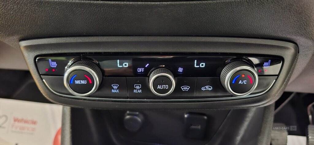 Apr 2018 Vauxhall Crossland X 1.2 Elite 5dr