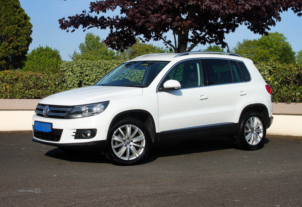Mar 2016 Volkswagen Tiguan 2.0 TDi BlueMotion Tech Match Edition 150 5dr DSG