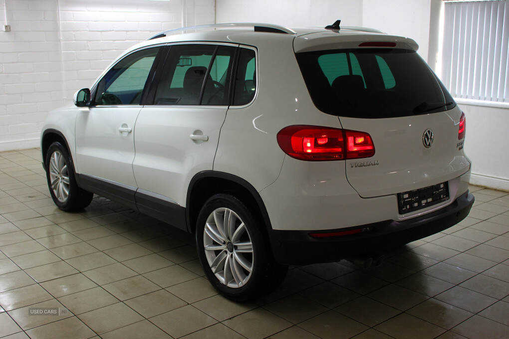 Mar 2016 Volkswagen Tiguan 2.0 TDi BlueMotion Tech Match Edition 150 5dr DSG