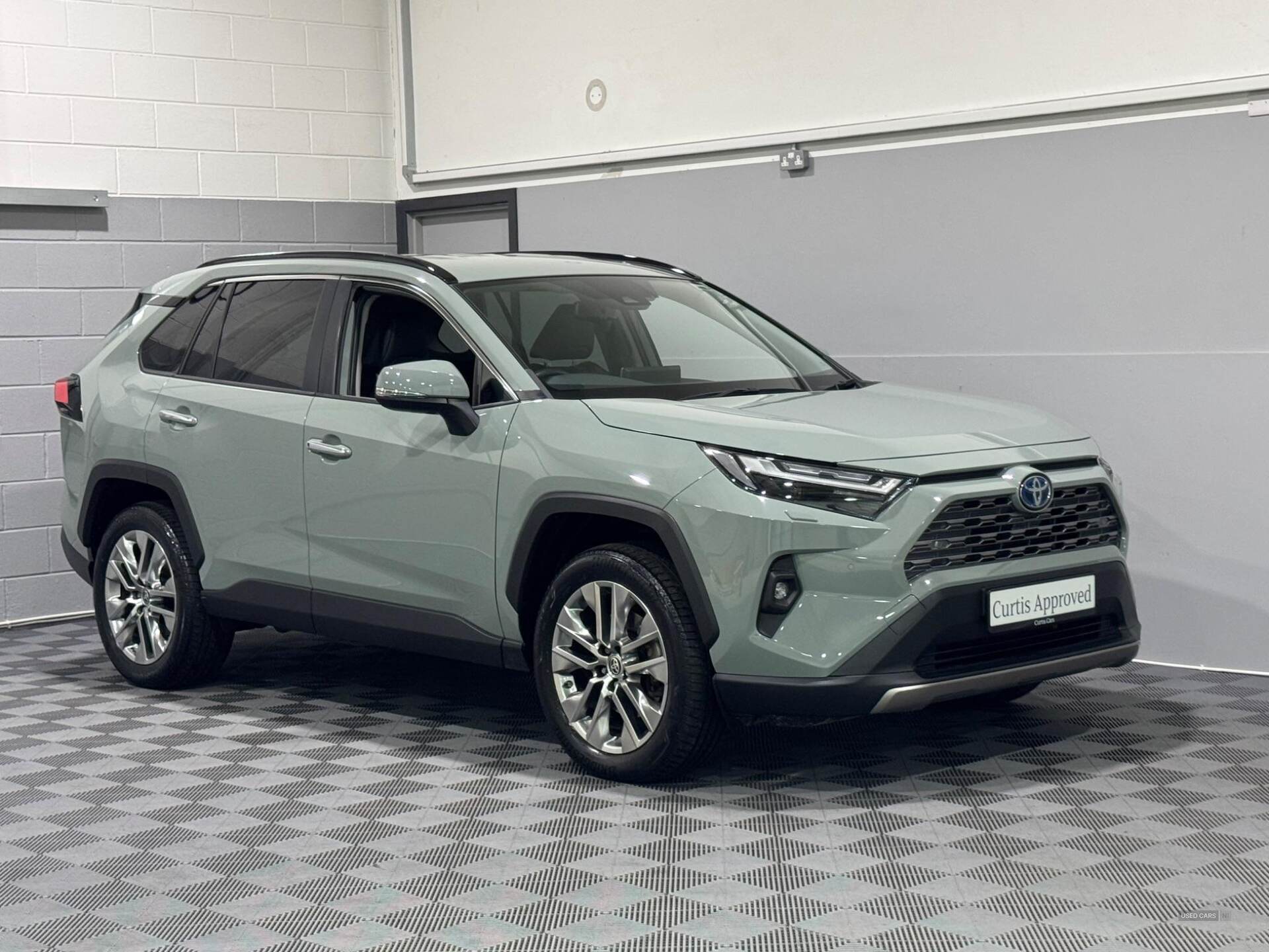 Apr 2022 Toyota RAV4 2.5 VVT-i Hybrid Excel 5dr CVT