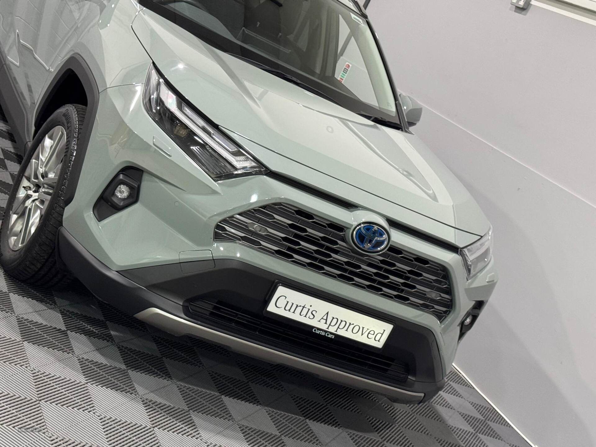 Apr 2022 Toyota RAV4 2.5 VVT-i Hybrid Excel 5dr CVT