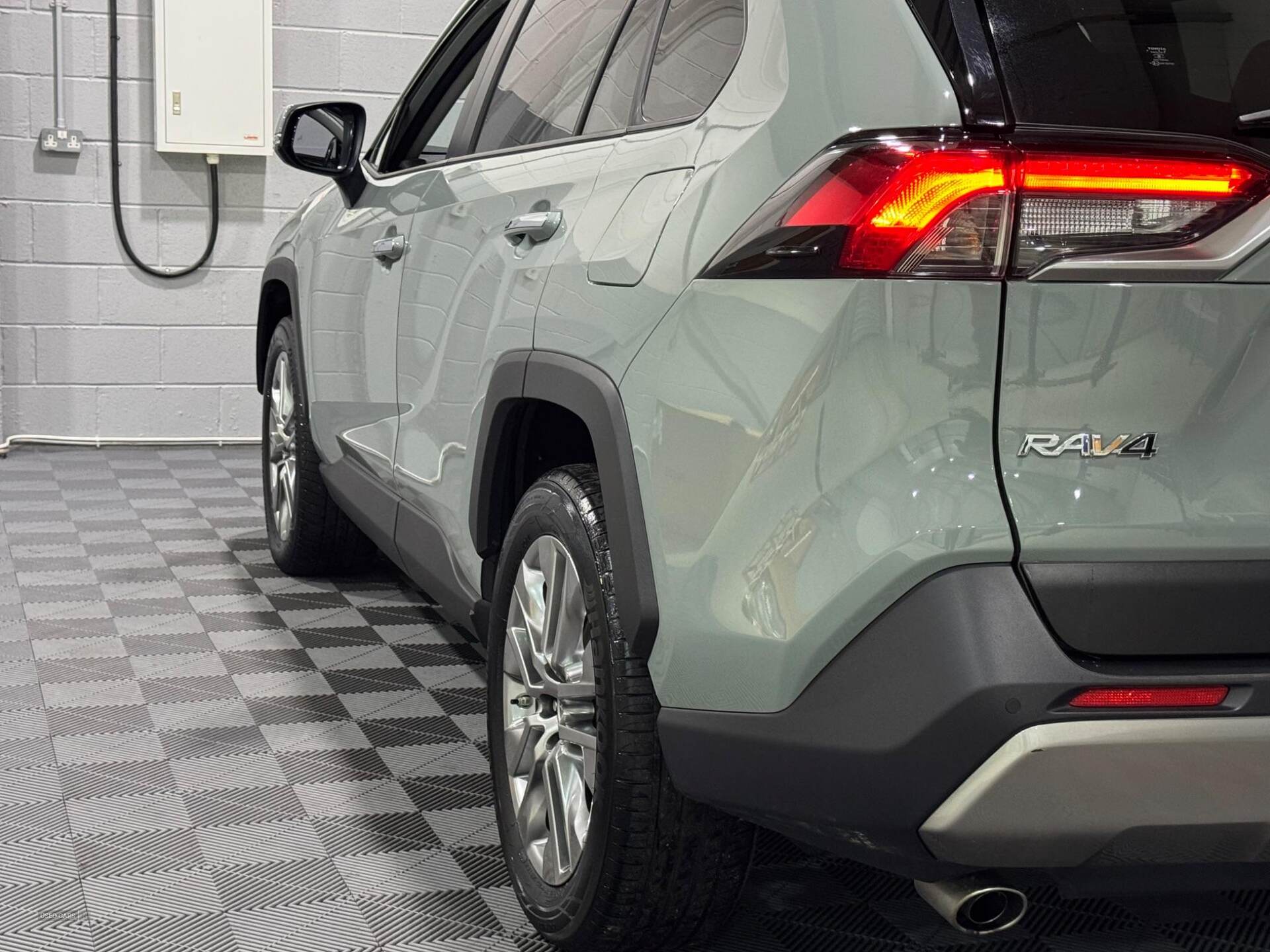 Apr 2022 Toyota RAV4 2.5 VVT-i Hybrid Excel 5dr CVT