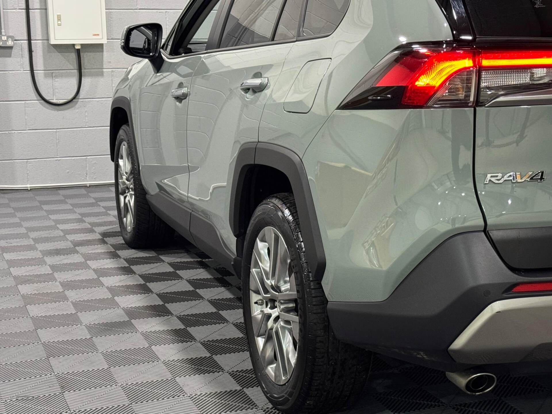 Apr 2022 Toyota RAV4 2.5 VVT-i Hybrid Excel 5dr CVT