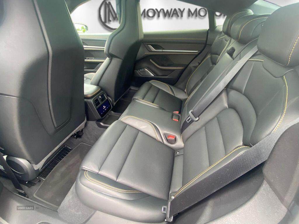 May 2022 Porsche Taycan 560kW Turbo S 93kWh 4dr Auto