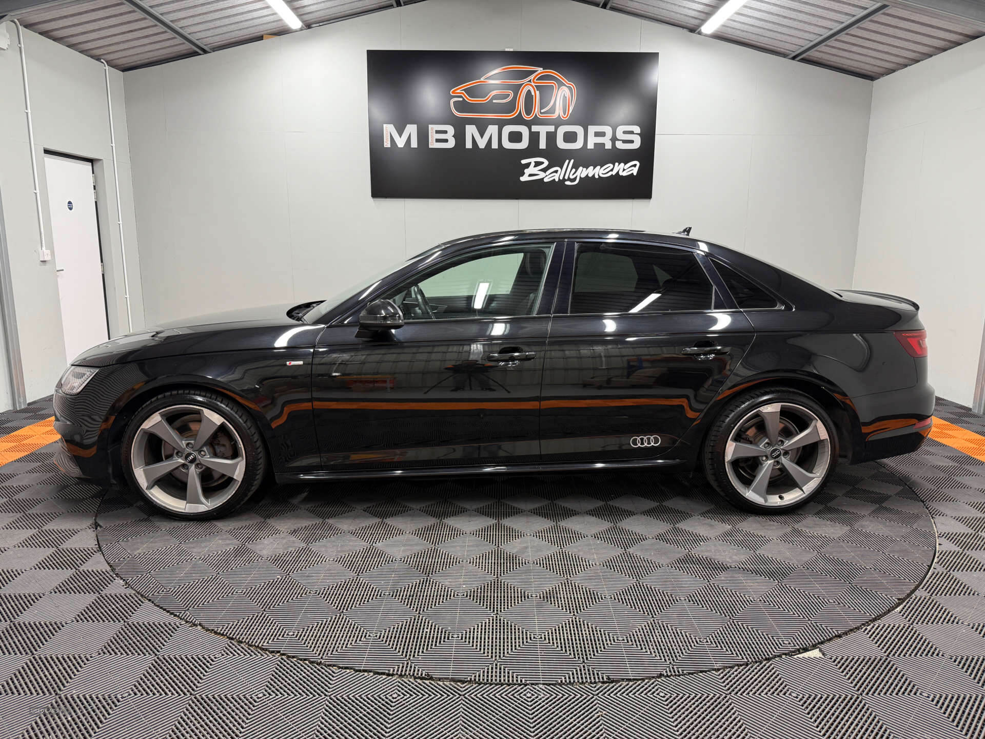 Nov 2018 Audi A4 2.0 TDI Black Edition 4dr