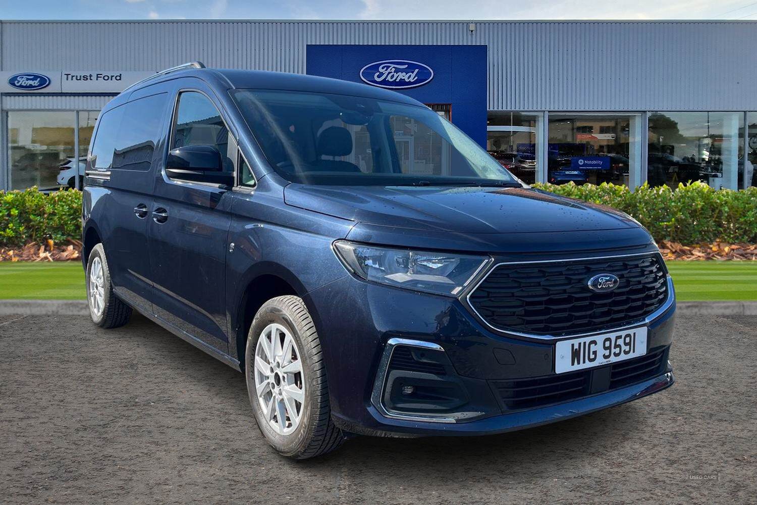 2023 Ford Grand Tourneo Connect Titanium 1.5 EcoBoost 114ps, SAT NAV, HEATED FRONT SEATS, CRUISE CONTROL