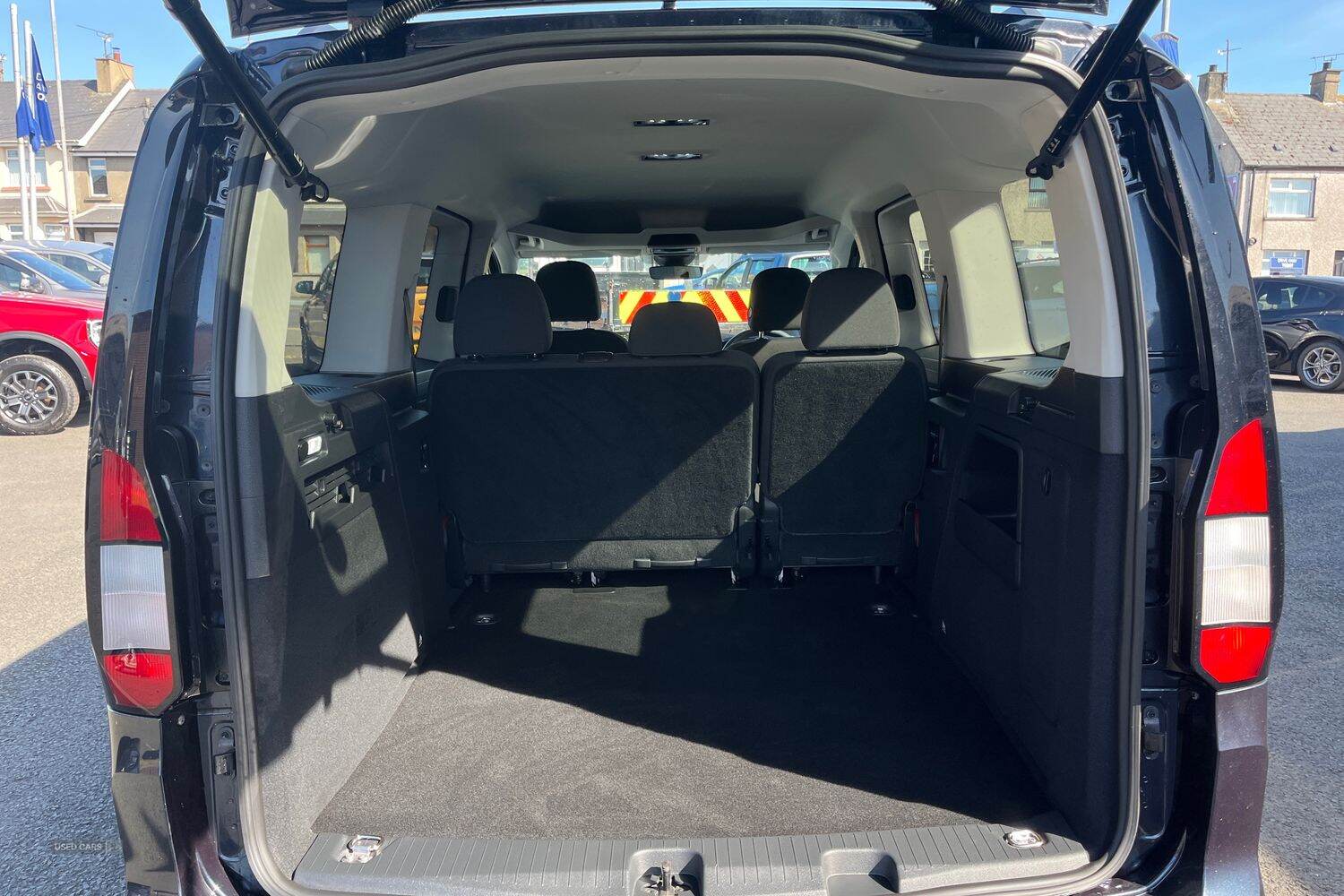 2023 Ford Grand Tourneo Connect Titanium 1.5 EcoBoost 114ps, SAT NAV, HEATED FRONT SEATS, CRUISE CONTROL