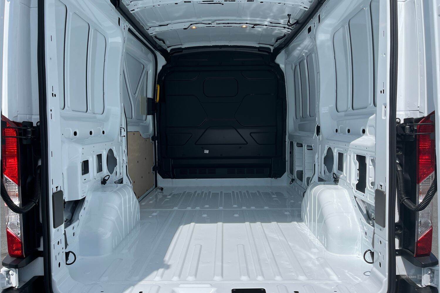 Mar 2025 Ford Transit 2.0 EcoBlue 165ps H2 Trend Van Auto [DAP]