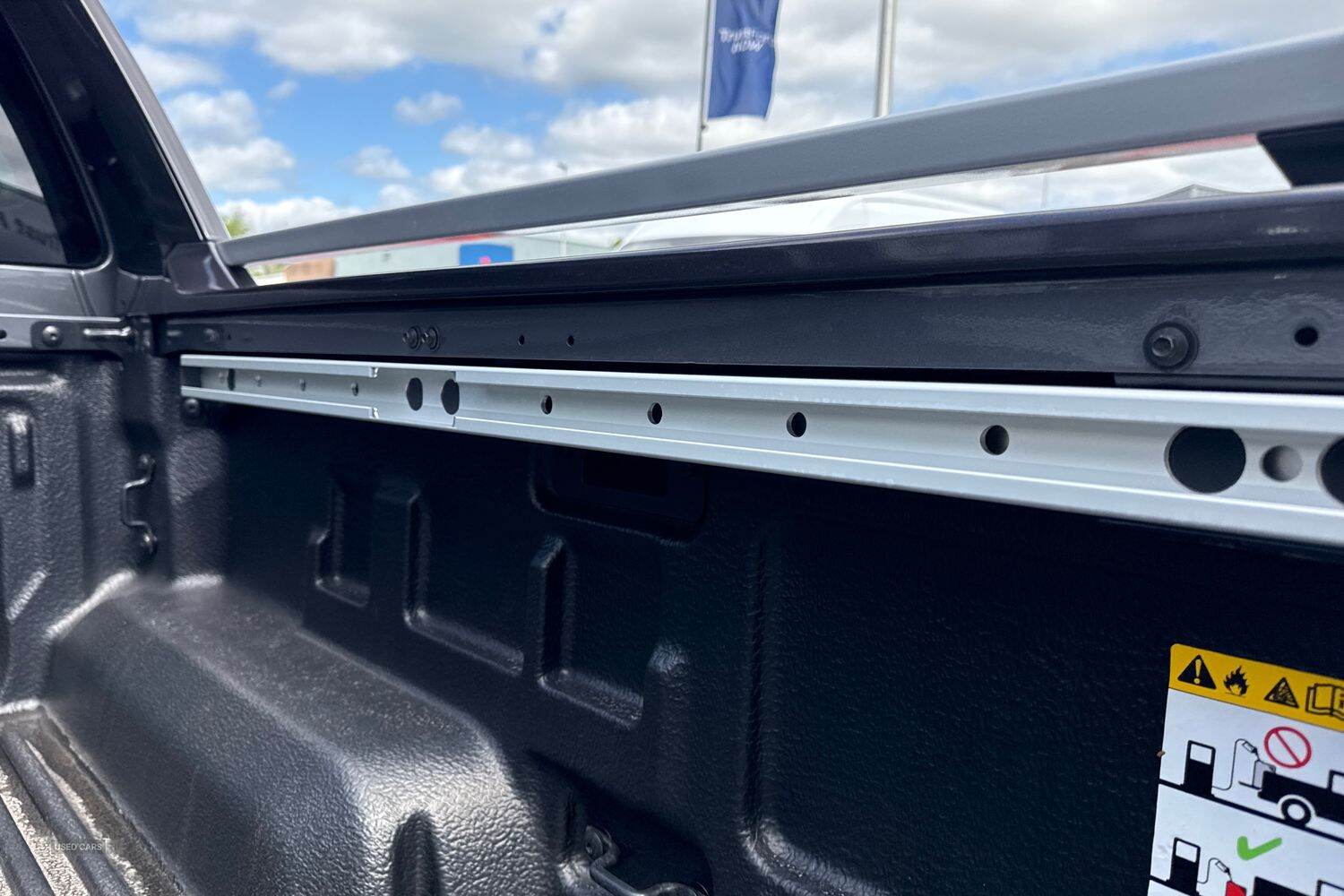   Ford Ranger Wildtrak AUTO 2.3L EcoBoost 281PS PHEV 10 Speed 4x4 Double Cab, POWER ROLLER SHUTTER, STYLING PACK, IN STOCK
