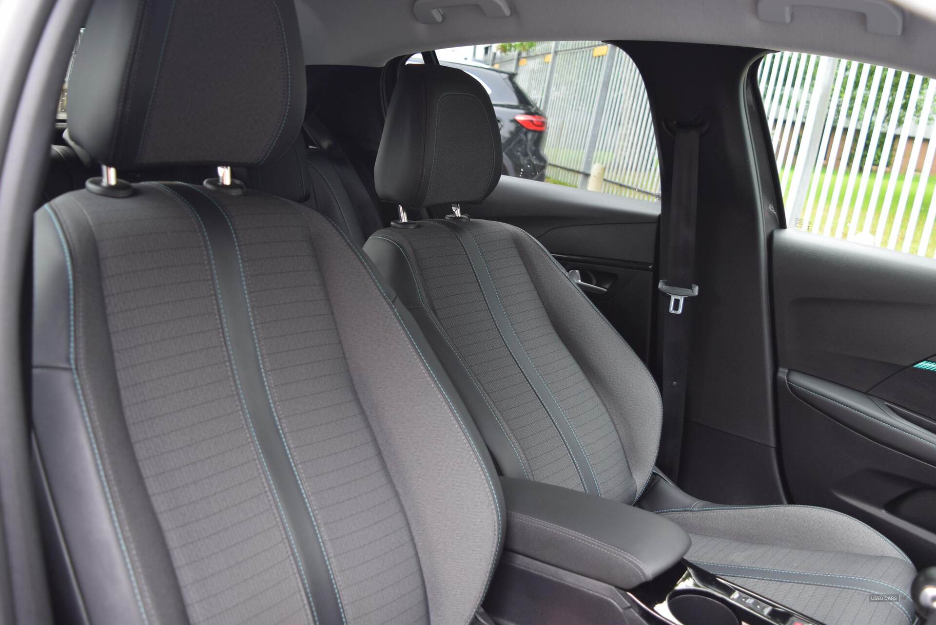 2020 Peugeot 208 1.2 PureTech 100 Allure Premium 5dr