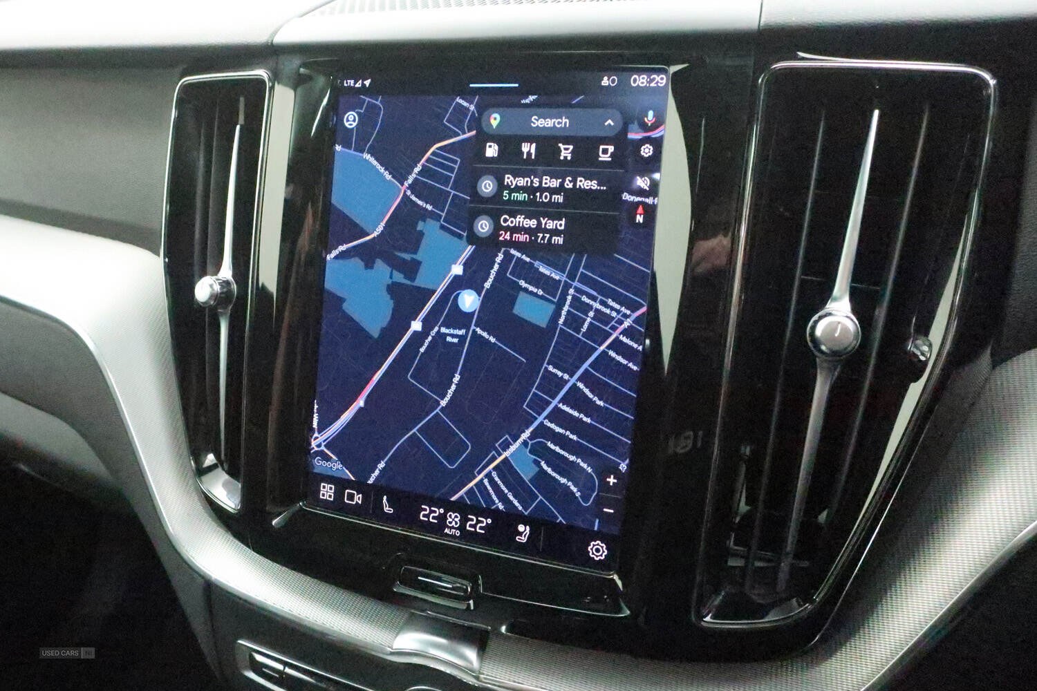 Nov 2021 Volvo XC60 2.0 B5P R DESIGN 5dr AWD Geartronic