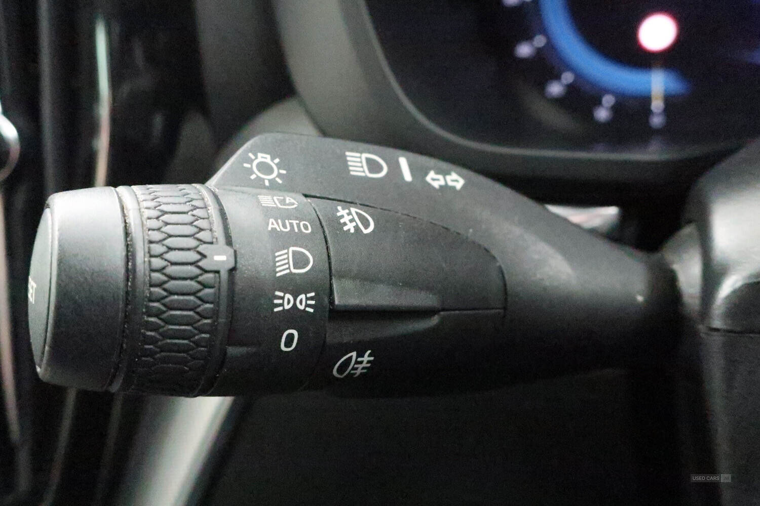 Nov 2021 Volvo XC60 2.0 B5P R DESIGN 5dr AWD Geartronic