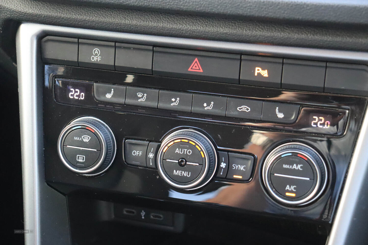 Dec 2021 Volkswagen T-Roc 1.0 TSI 110 Active 5dr