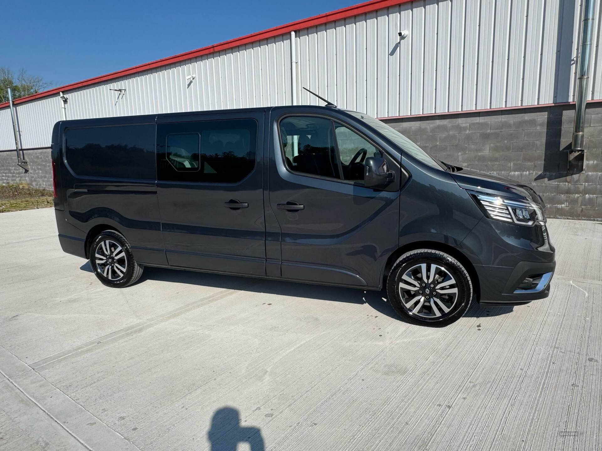 Nov 2024 Renault Trafic LL30 Blue dCi 170 Extra Sport[Safety] Crew Van EDC