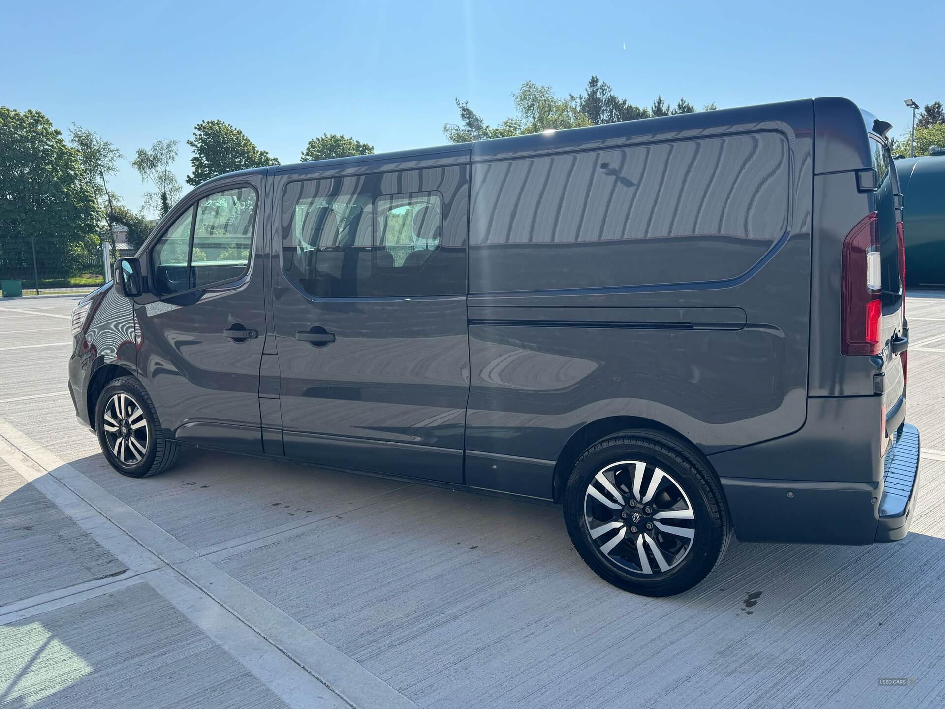Nov 2024 Renault Trafic LL30 Blue dCi 170 Extra Sport[Safety] Crew Van EDC
