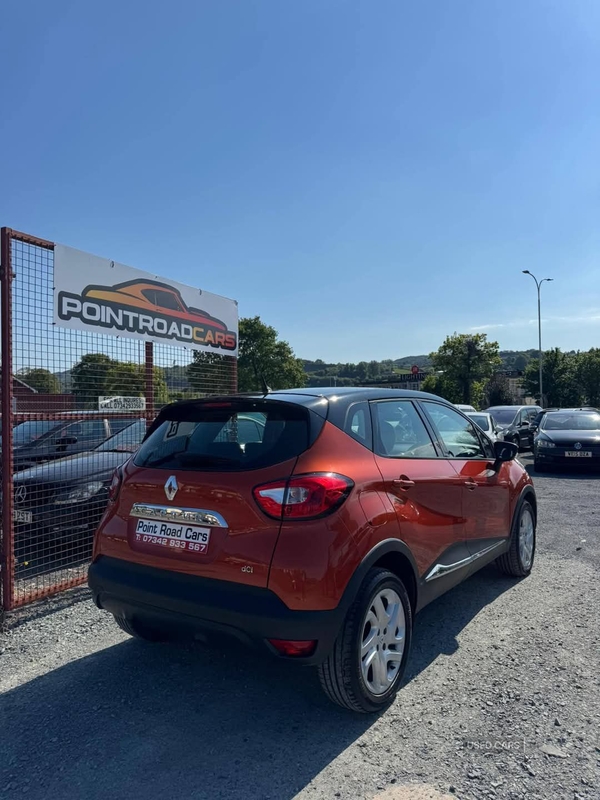 Renault Captur DIESEL HATCHBACK in Down