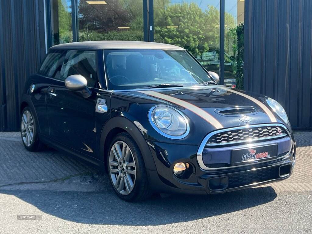 May 2017 MINI Hatch 2.0 Cooper S Seven 3dr