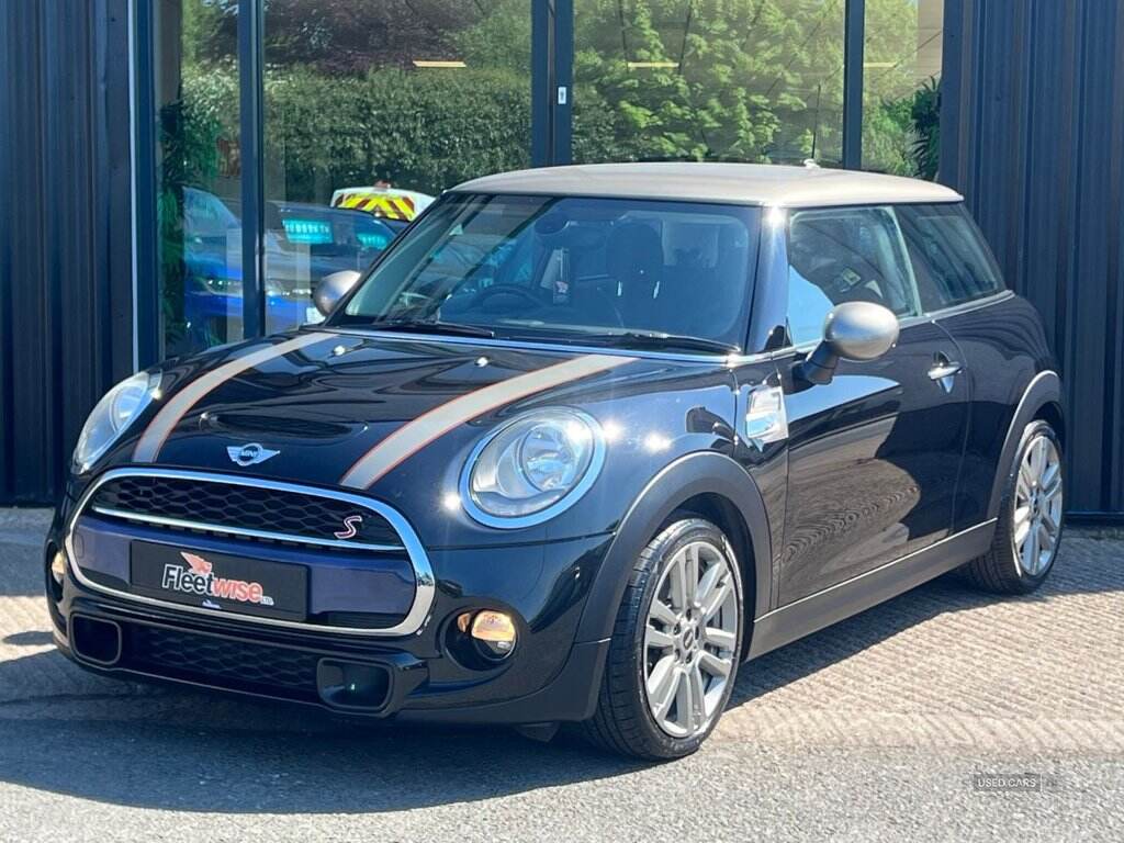 May 2017 MINI Hatch 2.0 Cooper S Seven 3dr