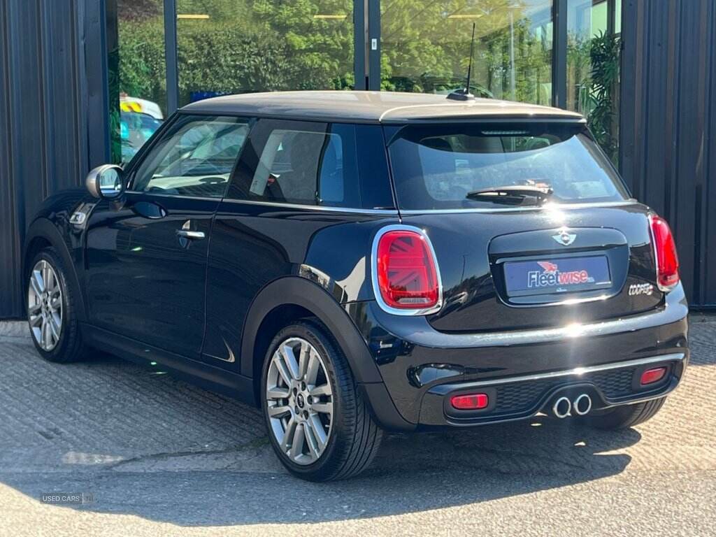 May 2017 MINI Hatch 2.0 Cooper S Seven 3dr