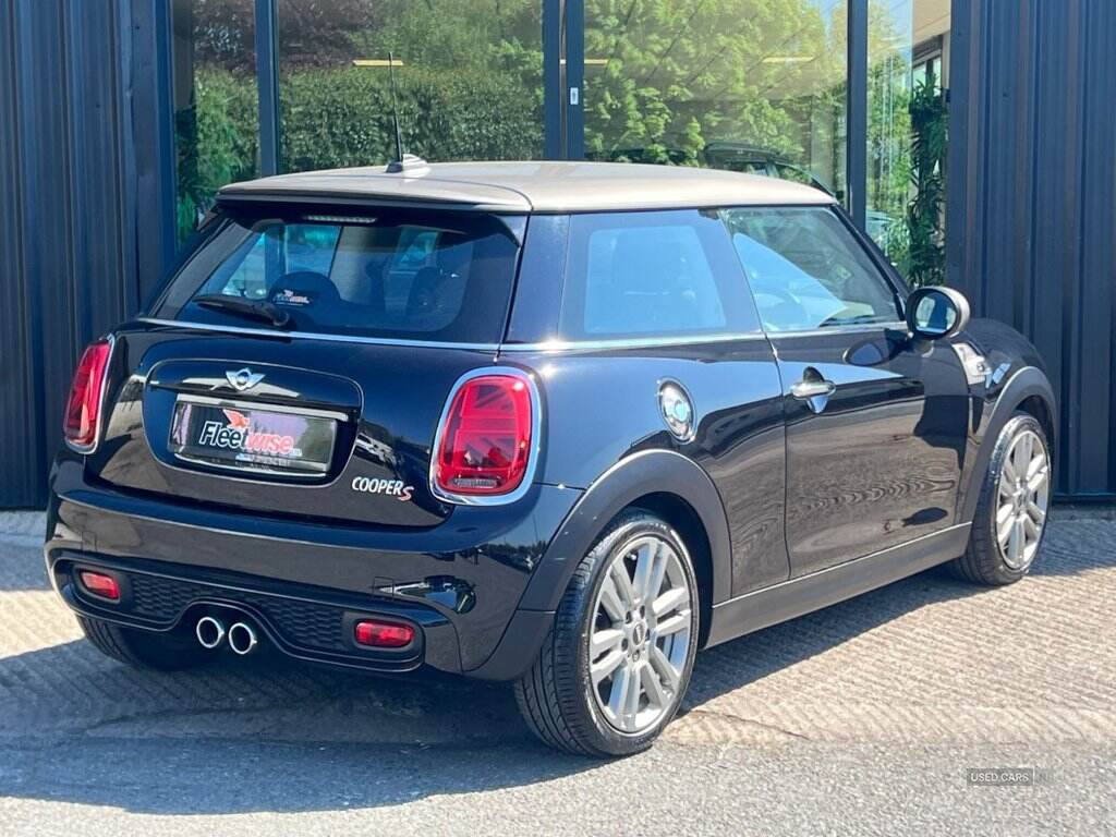 May 2017 MINI Hatch 2.0 Cooper S Seven 3dr