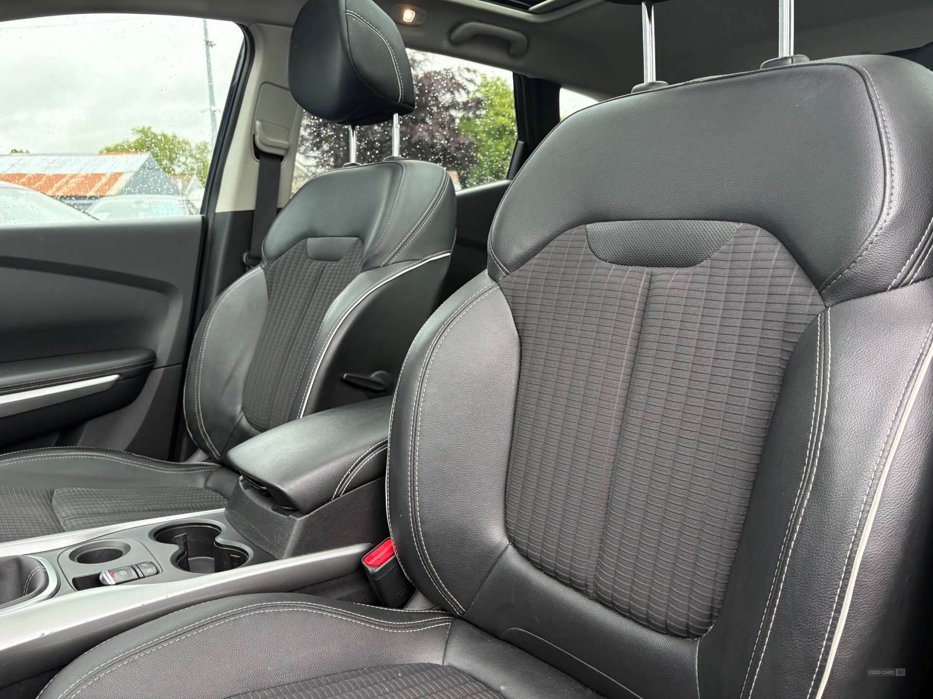 Oct 2016 Renault Kadjar 1.5 dCi Signature Nav 5dr