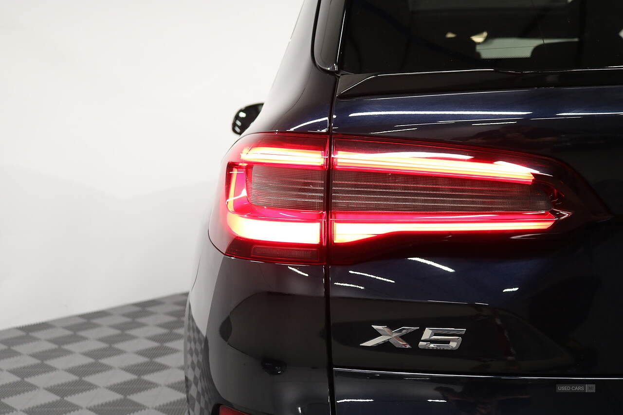  2021 BMW X5 45e M Sport