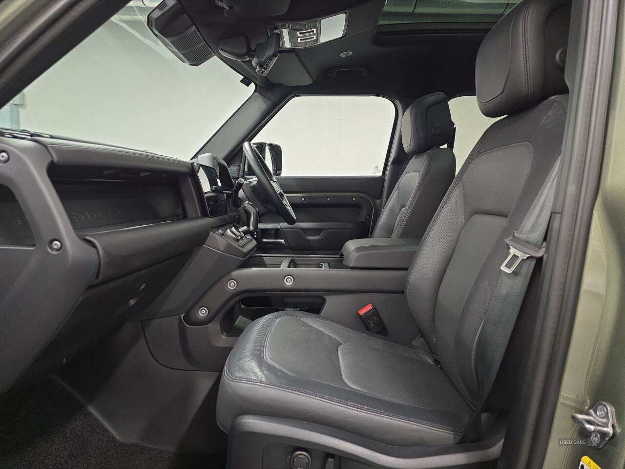 Mar 2024 Land Rover Defender 3.0 D250 X-Dynamic HSE 110 5dr Auto