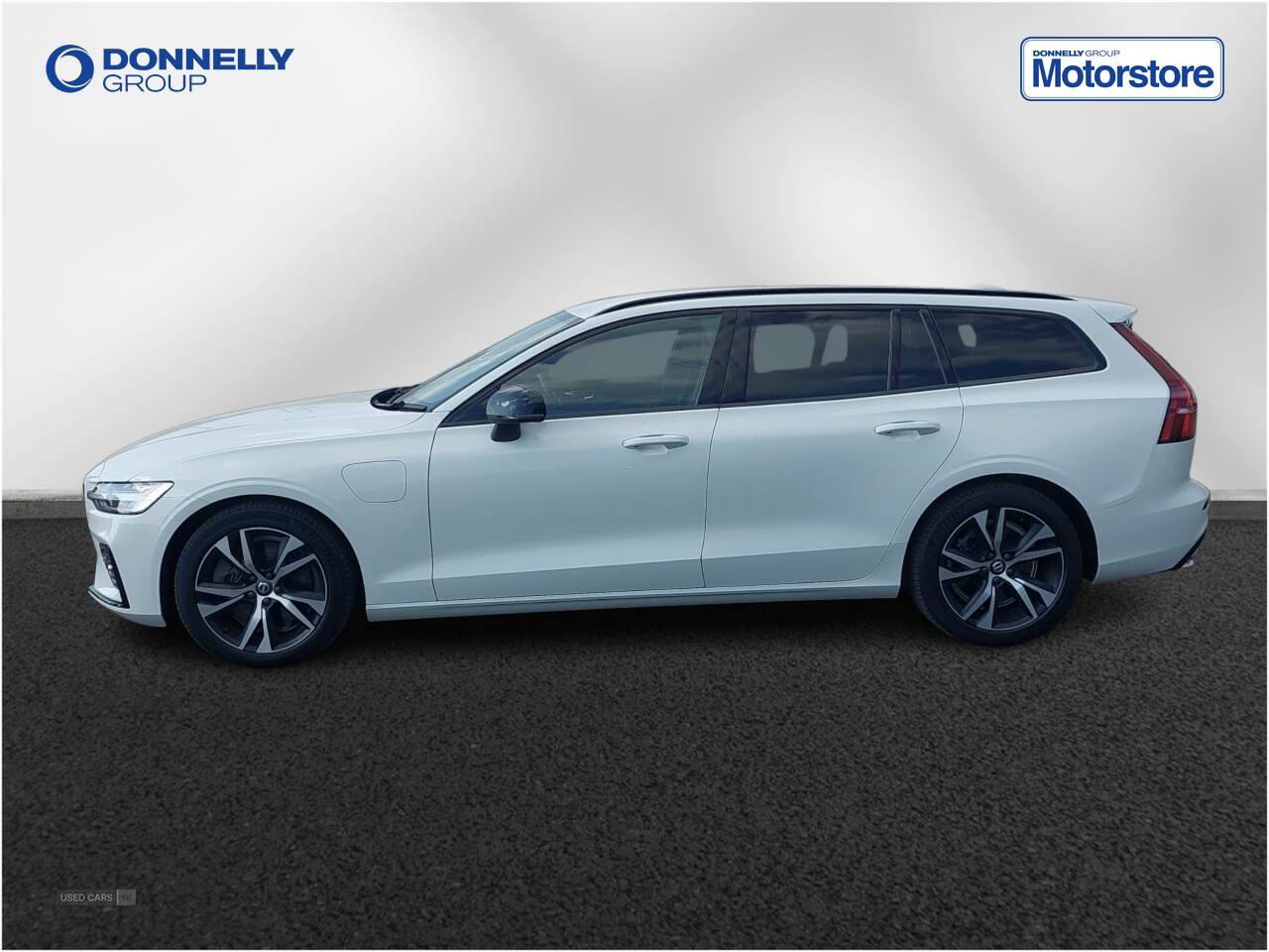 Sep 2021 Volvo V60 2.0 T6 Recharge PHEV R DESIGN 5dr AWD Auto