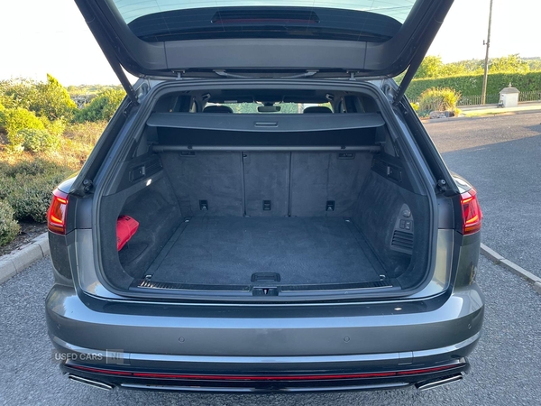 Volkswagen Touareg DIESEL ESTATE in Tyrone