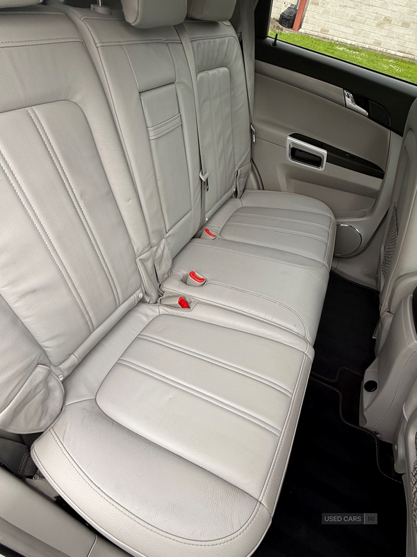 Vauxhall Antara DIESEL ESTATE in Antrim