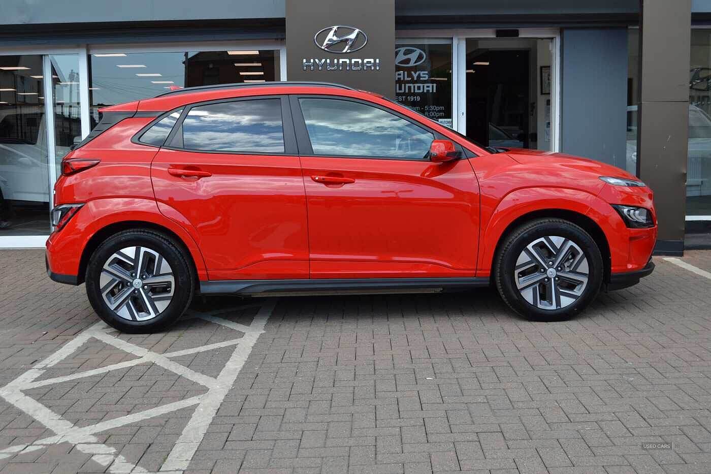  2023 Hyundai Kona HYUNDAI APPROVED & 8.9APR