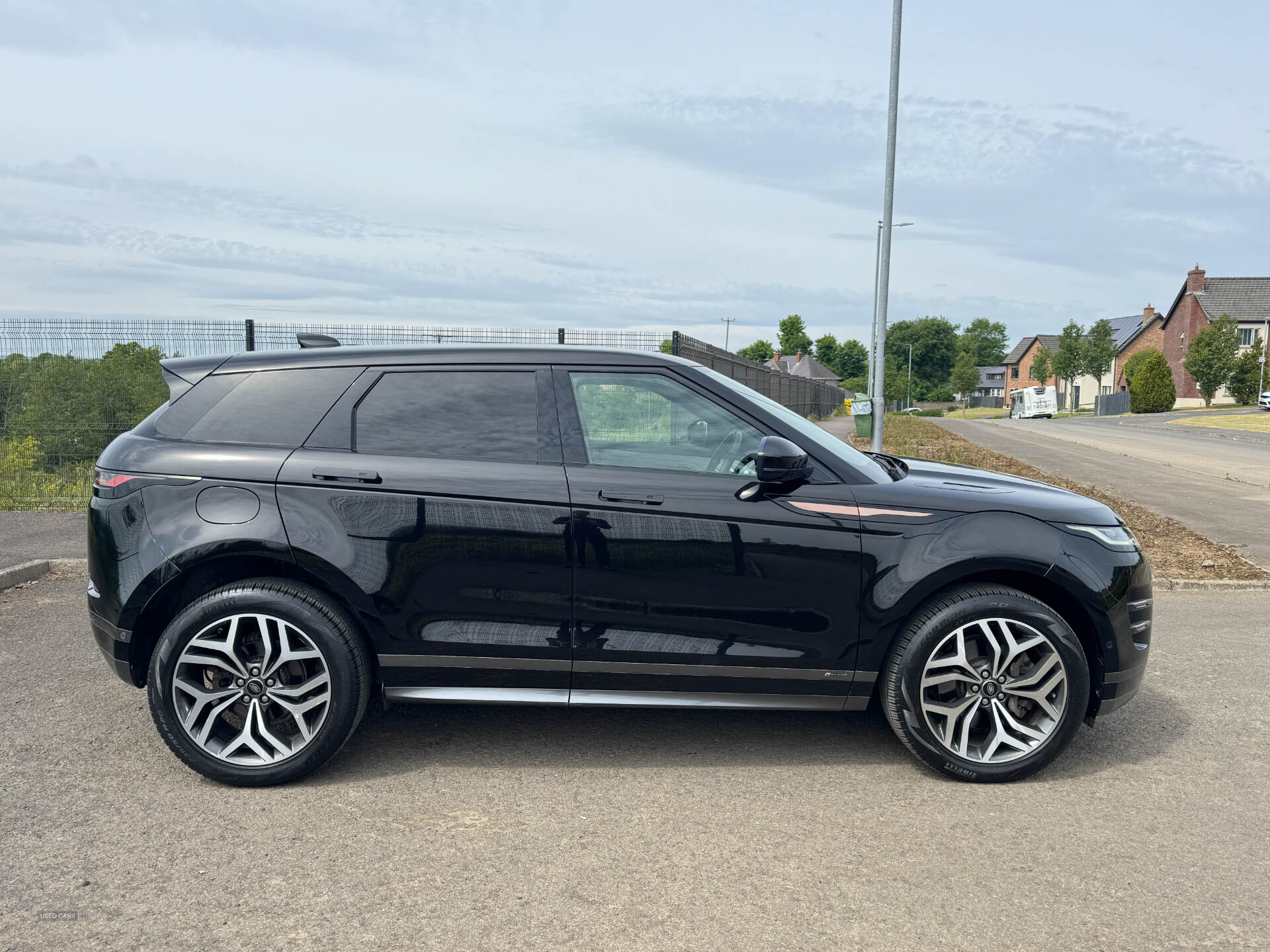 Sep 2019 Land Rover Range Rover Evoque 2.0 D180 R-Dynamic HSE 5dr Auto