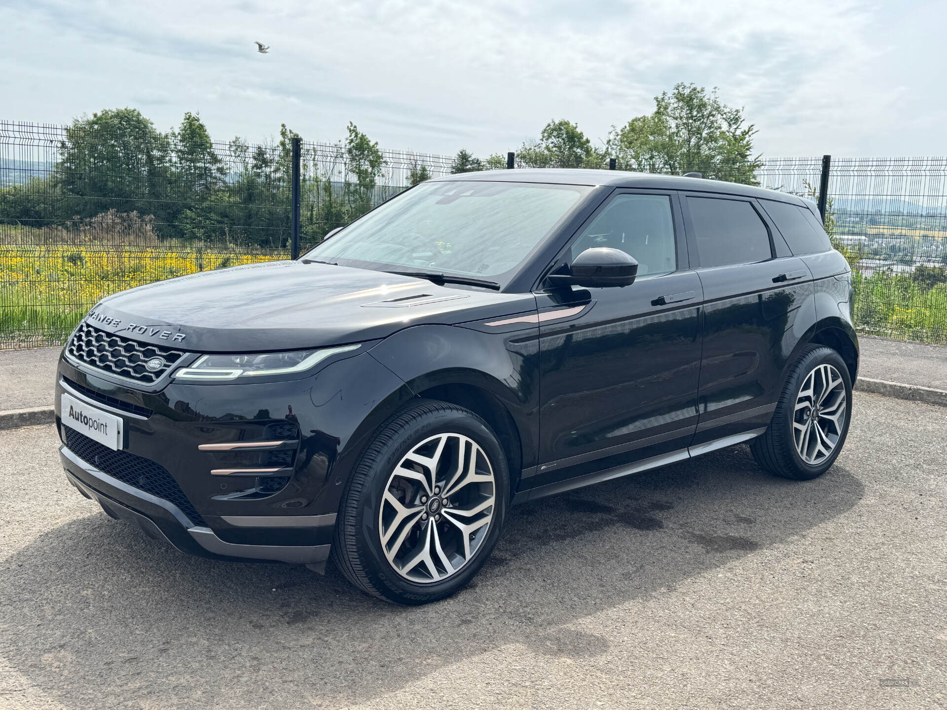 Sep 2019 Land Rover Range Rover Evoque 2.0 D180 R-Dynamic HSE 5dr Auto