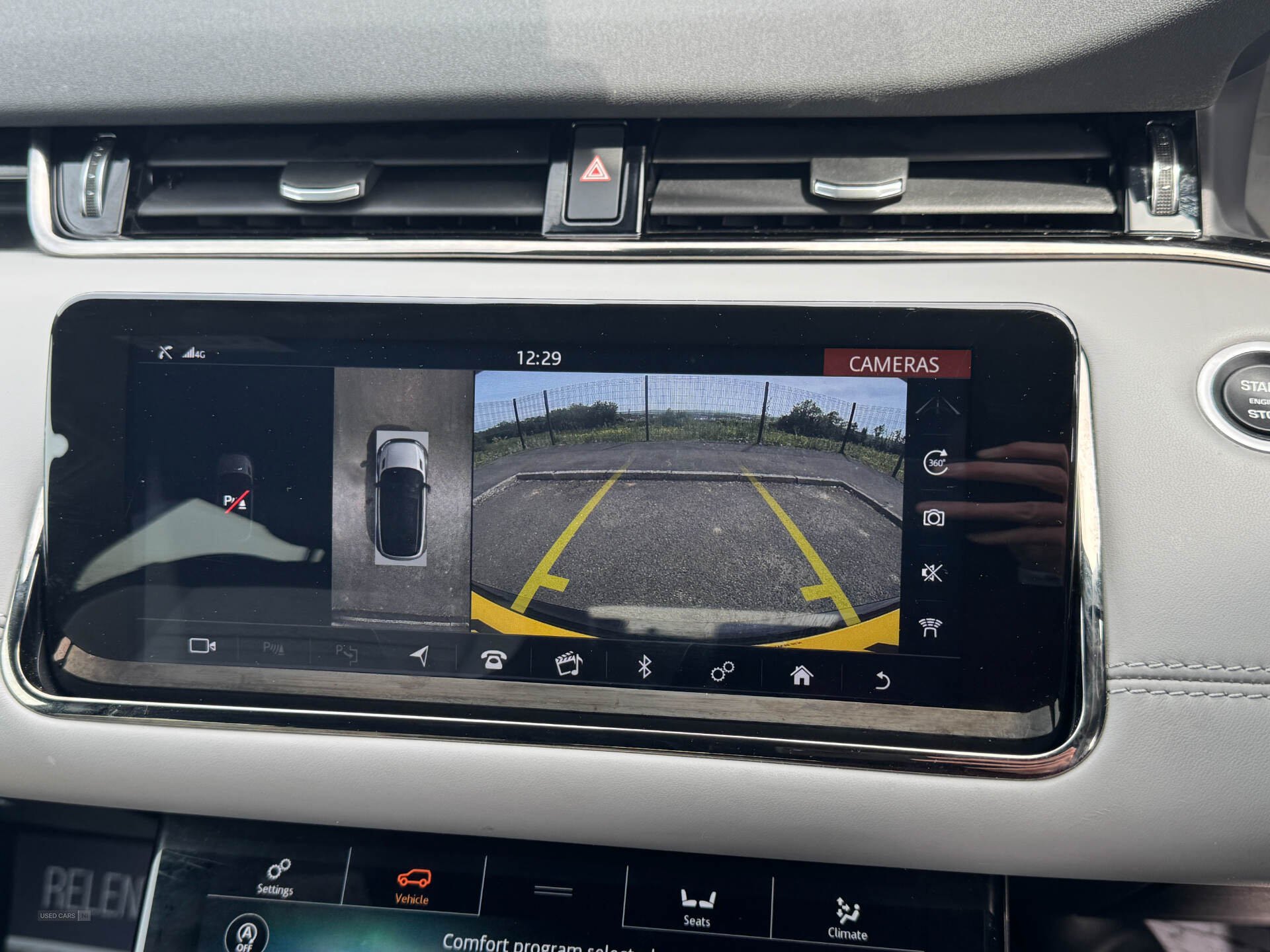 Sep 2019 Land Rover Range Rover Evoque 2.0 D180 R-Dynamic HSE 5dr Auto