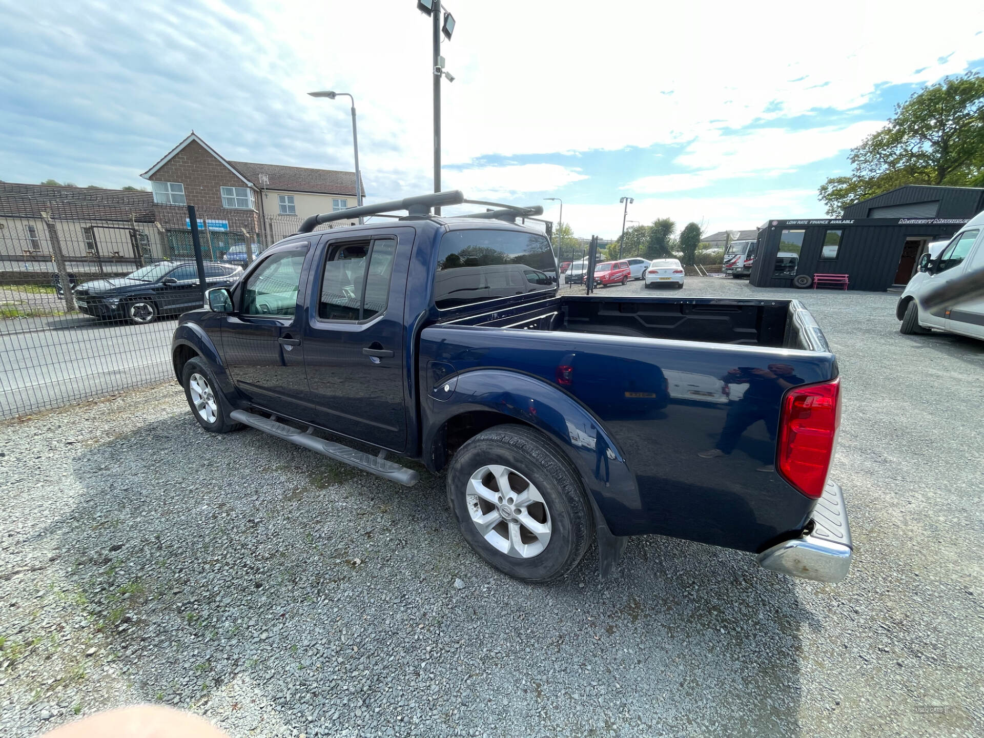 Jan 2013 Nissan Navara Double Cab Pick Up Tekna 2.5dCi 190 4WD