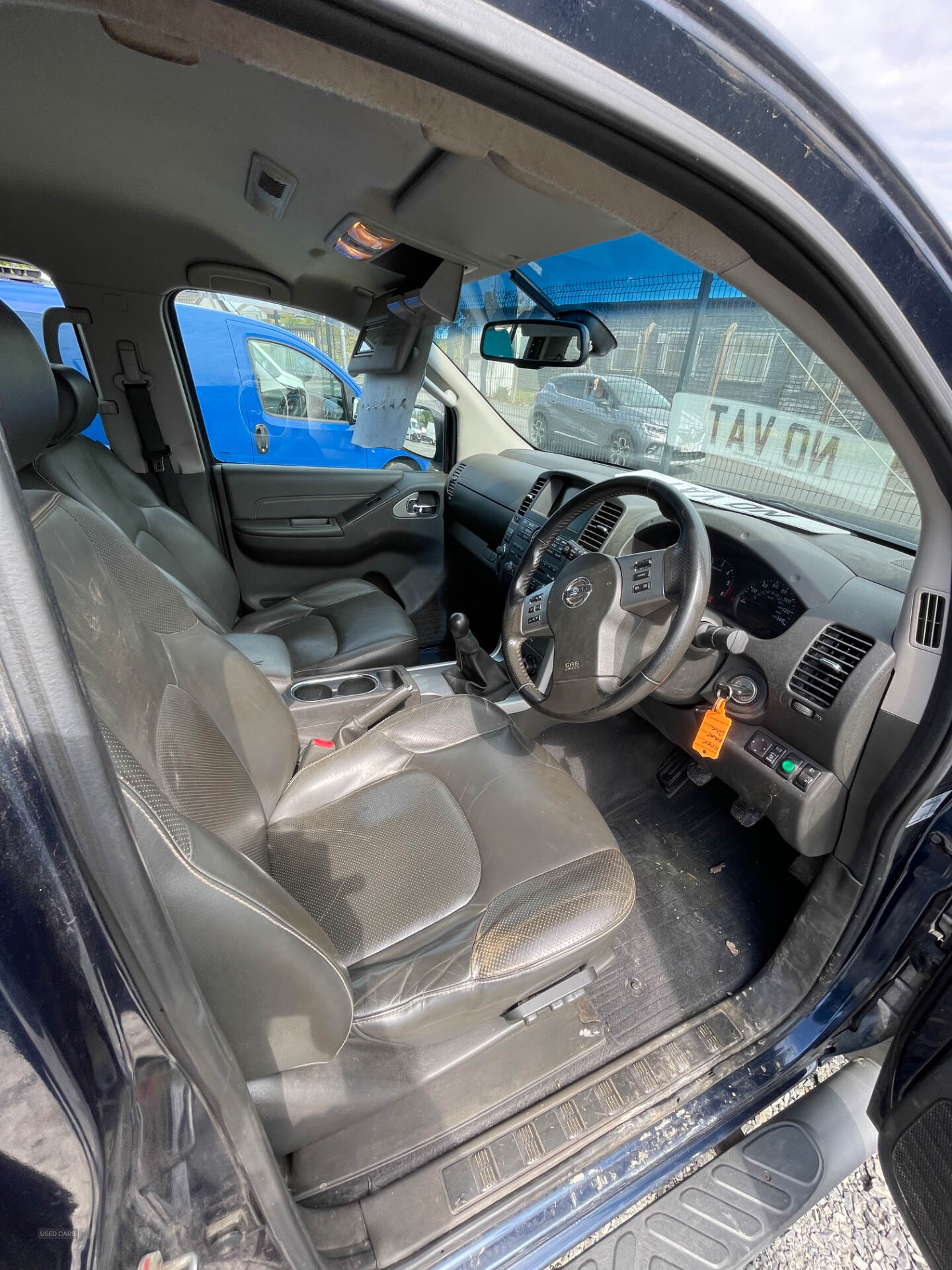 Jan 2013 Nissan Navara Double Cab Pick Up Tekna 2.5dCi 190 4WD